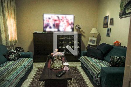 Casa à venda com 630m², 3 quartos e 4 vagasSala de TV