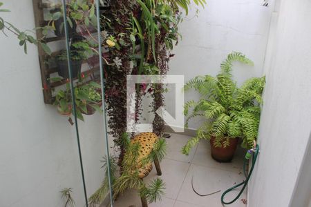 Casa de condomínio à venda com 250m², 3 quartos e 4 vagasJardim de Inverno