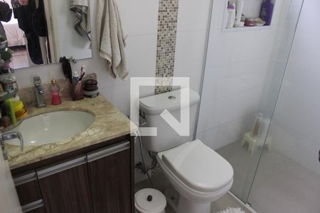 Casa de condomínio à venda com 250m², 3 quartos e 4 vagasBanheiro da Suíte