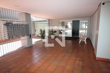 Apartamento à venda com 70m², 2 quartos e 2 vagasHall de entrada