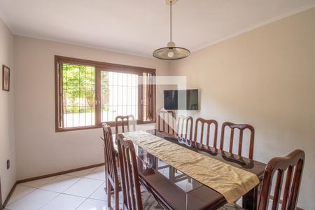 Casa à venda com 3 quartos, 200m² em Vila Jardim, Porto Alegre