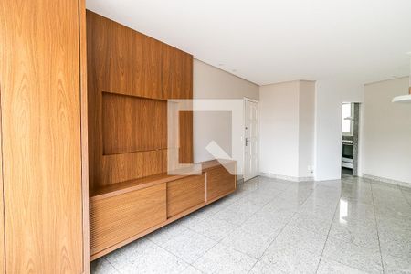 Sala de apartamento à venda com 3 quartos, 79m² em Santa Efigênia, Belo Horizonte