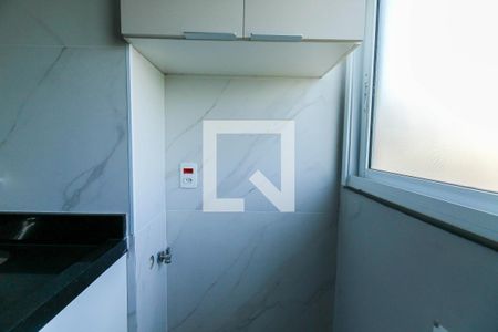 Apartamento à venda com 42m², 2 quartos e sem vaga Apartamento à venda com 42m², 2 quartos e sem vagaÁrea de Serviço