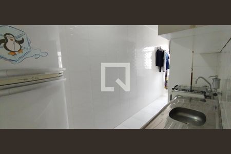 Cozinha de apartamento para alugar com 2 quartos, 56m² em Trobogy, Salvador