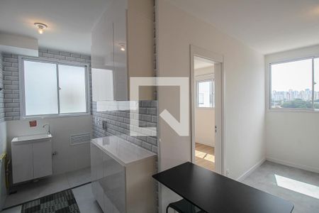 Sala/Cozinha de apartamento para alugar com 2 quartos, 37m² em Cambuci, São Paulo