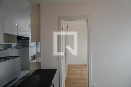 Sala/Cozinha de apartamento para alugar com 2 quartos, 37m² em Cambuci, São Paulo