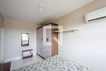 Quarto 1 de apartamento para alugar com 2 quartos, 56m² em Azenha, Porto Alegre
