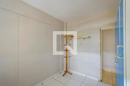 Quarto 2 de apartamento para alugar com 2 quartos, 56m² em Azenha, Porto Alegre