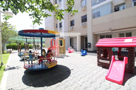 Apartamento à venda com 75m², 2 quartos e 1 vaga Apartamento à venda com 75m², 2 quartos e 1 vagaPlayground