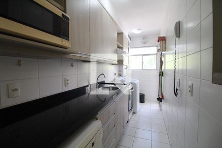 Apartamento à venda com 75m², 2 quartos e 1 vaga Apartamento à venda com 75m², 2 quartos e 1 vagaCozinha e Área de Serviço