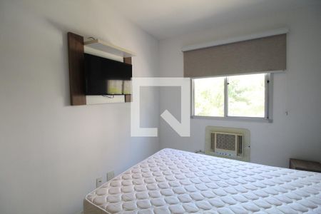 Apartamento à venda com 75m², 2 quartos e 1 vaga Apartamento à venda com 75m², 2 quartos e 1 vagaSuíte