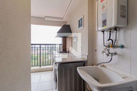 Apartamento para alugar com 62m², 2 quartos e 2 vagas Apartamento para alugar com 62m², 2 quartos e 2 vagasCozinha e área de serviço