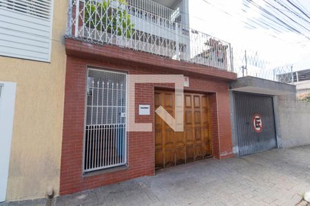 Casa à venda com 156m², 3 quartos e 1 vagaFachada