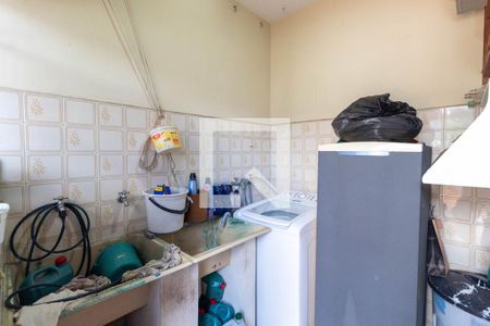 Casa à venda com 156m², 3 quartos e 1 vagaLavanderia