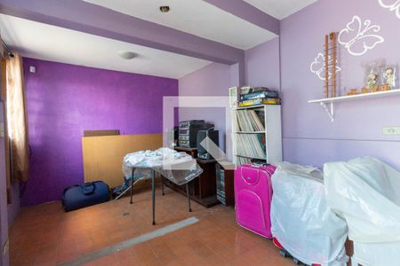 Casa à venda com 156m², 3 quartos e 1 vagaEdícula