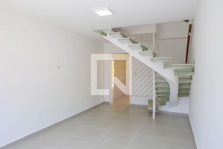 Sala de casa à venda com 2 quartos, 128m² em Vila Anglo Brasileira, São Paulo