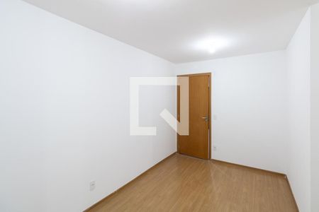 Sala de apartamento para alugar com 2 quartos, 46m² em Guaratiba, Rio de Janeiro