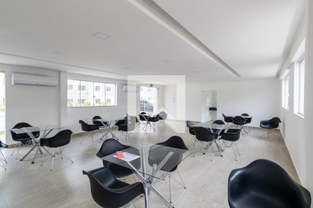 Apartamento para alugar com 46m², 2 quartos e 1 vagaÁrea comum - Salão de festas