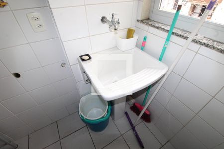 Apartamento à venda com 65m², 2 quartos e 1 vagaÁrea de Serviço