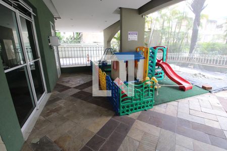 Apartamento à venda com 65m², 2 quartos e 1 vagaÁrea comum - Playground