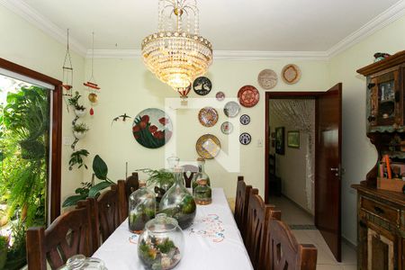 Casa à venda com 218m², 3 quartos e 6 vagasCopa 