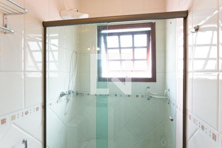 Casa à venda com 218m², 3 quartos e 6 vagasBanheiro da Suíte 3