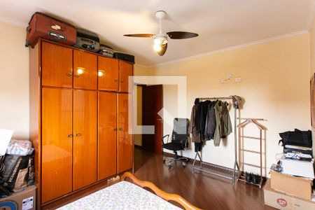 Casa à venda com 218m², 3 quartos e 6 vagasSuíte 2