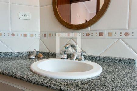 Casa à venda com 218m², 3 quartos e 6 vagasBanheiro da Suíte 3