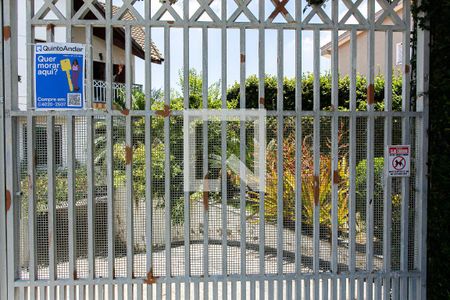 Casa à venda com 218m², 3 quartos e 6 vagasFachada