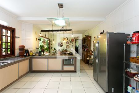 Casa à venda com 218m², 3 quartos e 6 vagasCozinha