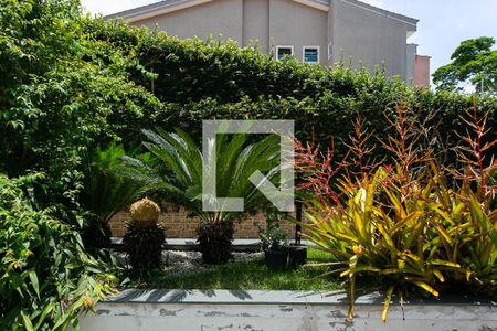 Casa à venda com 218m², 3 quartos e 6 vagasJardim