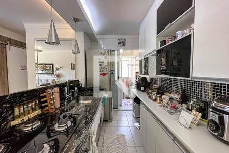 Apartamento à venda com 69m², 3 quartos e 2 vagasCozinha