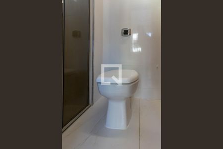 Apartamento à venda com 115m², 2 quartos e 1 vagaBanheiro da Suíte