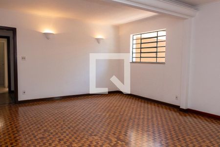 Sala de casa à venda com 3 quartos, 189m² em Butantã, São Paulo
