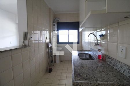 Apartamento para alugar com 90m², 3 quartos e 1 vaga Apartamento para alugar com 90m², 3 quartos e 1 vagaCozinha e Área de Serviço