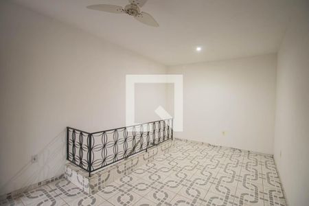 Quarto 1 de casa para alugar com 1 quarto, 48m² em Zé Garoto, São Gonçalo