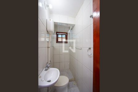 Casa de condomínio para alugar com 48m², 1 quarto e 1 vaga Casa de condomínio para alugar com 48m², 1 quarto e 1 vagaBanheiro