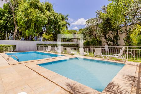 Apartamento para alugar com 70m², 3 quartos e 1 vagaÁrea comum - Piscina