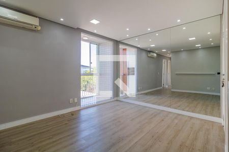 Sala de apartamento para alugar com 3 quartos, 70m² em Cristal, Porto Alegre