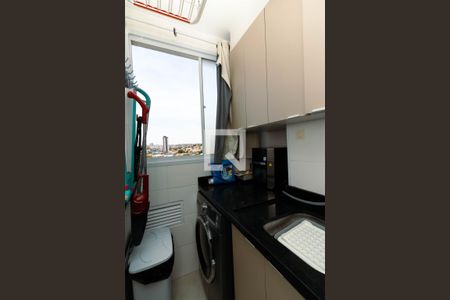 Apartamento à venda com 44m², 2 quartos e 1 vaga Apartamento à venda com 44m², 2 quartos e 1 vagaÁrea de Serviço