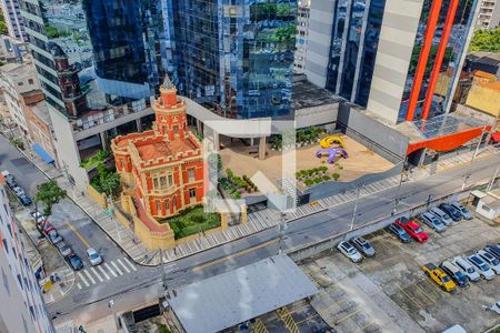 Studio à venda com 24m², 1 quarto e sem vaga Studio à venda com 24m², 1 quarto e sem vagarooftop