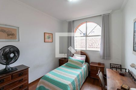 Quarto 1 de casa para alugar com 4 quartos, 370m² em São Lucas, Belo Horizonte