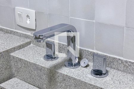 Apartamento à venda com 82m², 2 quartos e sem vagaBanheiro