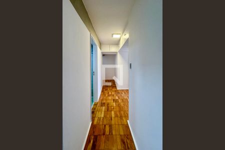 Corredor de apartamento à venda com 2 quartos, 82m² em Vila Uberabinha, São Paulo