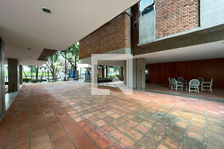 Apartamento à venda com 82m², 2 quartos e sem vagaÁrea externa