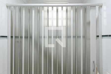 Casa para alugar com 55m², 1 quarto e sem vagaBanheiro - Box