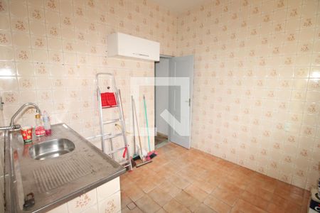 Casa à venda com 144m², 2 quartos e 1 vagaCozinha 