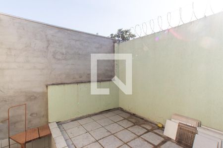 Casa para alugar com 200m², 2 quartos e 1 vagaQuintal