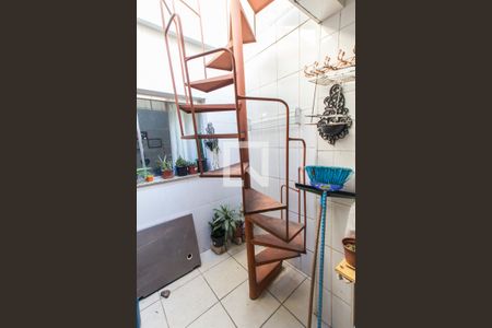 Casa para alugar com 200m², 2 quartos e 1 vagaÁrea de Serviço