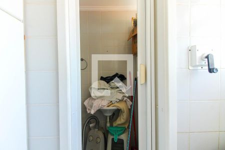 Apartamento à venda com 64m², 2 quartos e 1 vagaÁrea de Serviço